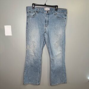 Y2K Levi Strauss Low Rise Bootcut Jeans Women’s 18M Light Wash Stretch Denim